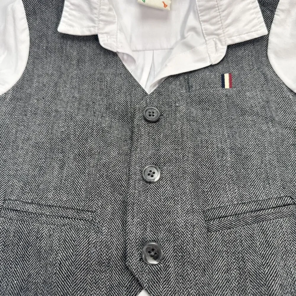 Fore!! Axel & Hudson 12-18M Boys Outfit Sewn On Vest Shirt Pants Herringbone Set